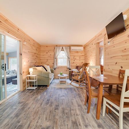 Scenic Evans Hideaway Steps To Lake Huron! Oscoda Экстерьер фото